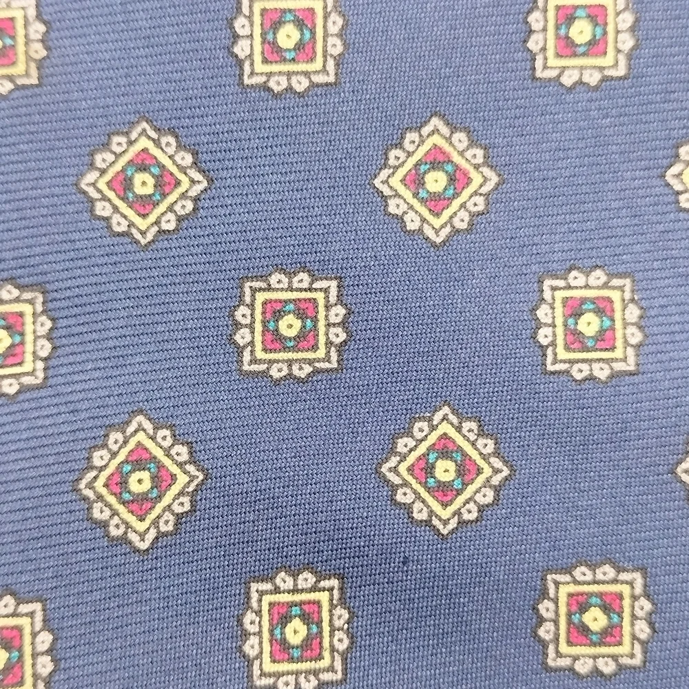 Lands' End Silk Men's Tie Necktie Blue Geometric Square Handsewn Classic Formal
